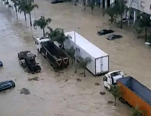 ЕВАКУИСАНО ВИШЕ ОД 50.000 ЉУДИ