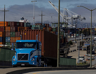 ПУТИН: ТРГОВИНА ИЗМЕЂУ КИНЕ И РУСИЈЕ ПРЕЛАЗИ 200 МИЛИЈАРДИ ДОЛАРА