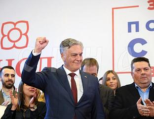 ЋОСИЋ ЧЕСТИТАО ПОБЈЕДУ СИНИШИ КАРАНУ