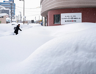 СЊЕЖНЕ ПАДАВИНЕ ОДНИЈЕЛЕ 46 ЖИВОТА
