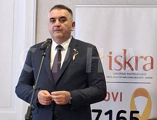 МИНИЋ: ДАТИ СВЕ ОД СЕБЕ ДА СЕ ПОМОГНЕ МАЛИМ БОРЦИМА И ЊИХОВИМ ПОРОДИЦАМА