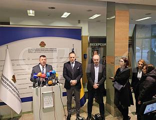 ИНСТИТУЦИЈЕ ДА СЕ АКТИВНИЈЕ УКЉУЧЕ У РЈЕШАВАЊЕ ПРОБЛЕМА ПРЕВОЗНИКА