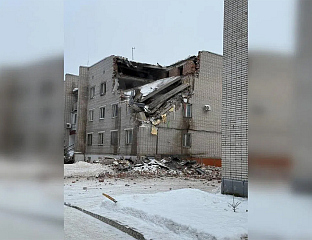 ТРИ ОСОБЕ ПОГИНУЛЕ У РУШЕЊУ ВОЈНОГ ОБЈЕКТА