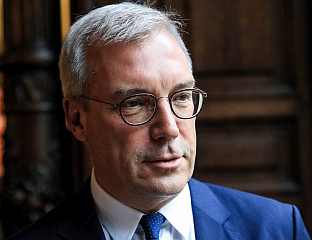 ГРУШКО: УКРАЈИНСКИ НЕОНАЦИЗАМ ПРИЈЕТЊА ГЛОБАЛНОЈ ЗАЈЕДНИЦИ