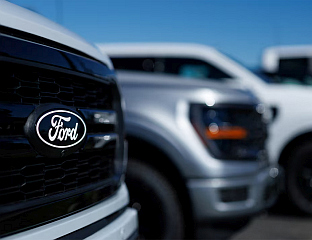 "ФОРД" ПОВЛАЧИ 4,3 МИЛИОНА ВОЗИЛА ЗБОГ СОФТВЕРА