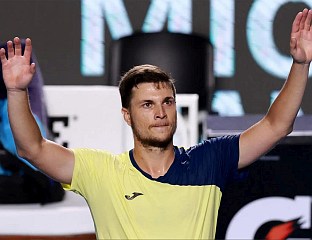 КЕЦМАНОВИЋ У ПОЛУФИНАЛУ АКАПУЛКА