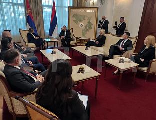 ПОЧЕО САСТАНАК МИНИЋА И ГОЈКОВИЋЕВЕ