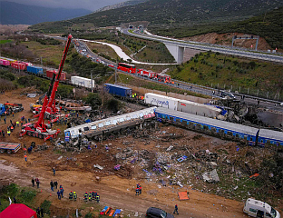 ШИРОМ ГРЧКЕ  МАСОВНИ ШТРАЈКОВИ И ПРОТЕСТИ