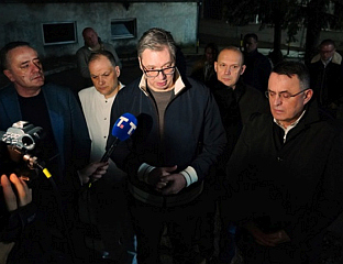 ВУЧИЋ ПОСЈЕТИО ДАЧИЋА У БОЛНИЦИ