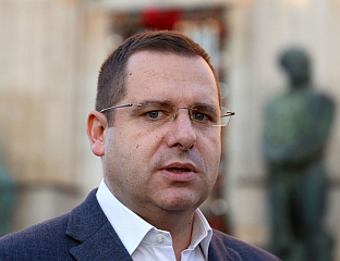 КОВАЧЕВИЋ: СРПСКА СЛАВИ МИР И БиХ ПРИХВАТЉИВУ СВИМА, А ФБиХ СЛАВИ ПРЕГЛАСАВАЊЕ СРБА И РАТ