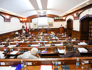 УСВОЈЕН ПЛАН КАПИТАЛНИХ ИНВЕСТИЦИЈА ЗА ДВИЈЕ ГОДИНЕ ТЕЖАК 300 МИЛИОНА КМ