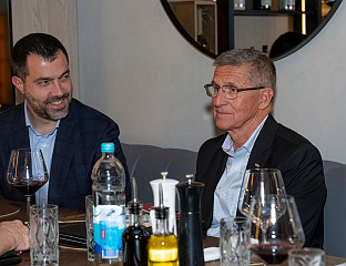 СА МАЈКЛОМ ФЛИНОМ О ЈАЧАЊУ ОДНОСА СРПСКЕ И САД