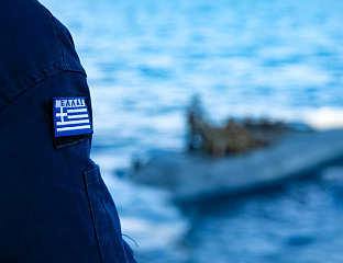 ПРИВЕДЕН МУШКАРАЦ ЗБОГ ШПИЈУНАЖЕ ПОМОРСКЕ БАЗЕ