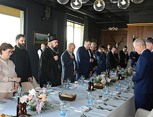 LUNCH WITH FLYNN, MANDIĆ AND BISHOP SAVA AN OPPORTUNITY TO DISCUSS GLOBAL CHALLENGES