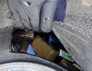 TУРЧИН ПРЕВОЗИО СЕДАМ КИЛОГРАМА ХАШИША