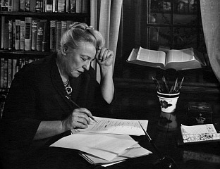 ПЕРЛ БАК - ДОБИТНИЦА НОБЕЛА ЗА ТЕМЕ ИЗ КИНЕСКОГ ЖИВОТА