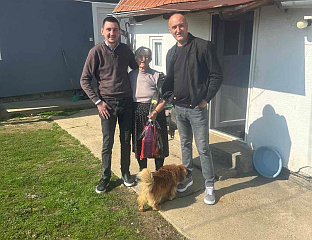 ТЕШИЋ: ЧЕСТИТКА МАЈКАМА И СУПРУГАМА ПОГИНУЛИХ СРПСКИХ БОРАЦА ПОВОДОМ 8. МАРТА