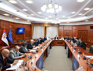 ПРИШТИНА ДОВОДИ У ПИТАЊЕ ОПСТАНАК СРБА НА КОСОВУ И МЕТОХИЈИ