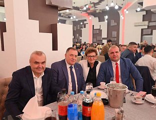 ДОДИК: СРПСКА ЋЕ УВИЈЕК БИТИ УЗ ЖЕНЕ