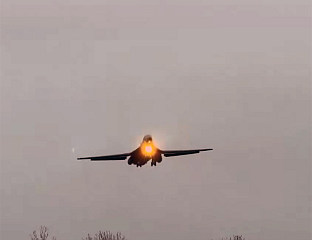 АМЕРИЧКИ БОМБАРДЕР "Б-1 ЛАНСЕР" СЛЕТИО У БРИТАНСКУ БАЗУ