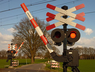 ЗАТВАРА СЕ ПРУЖНИ ПРЕЛАЗ У ШАМЦУ ЗБОГ САНАЦИЈЕ