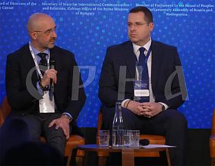 КОВАЧЕВИЋ: РЕПУБЛИКА СРПСКА ОППОСЕС ИММИГРАТИОН БЕЦАУСЕ ИТ ДОЕС НОТ WАНТ ТО ЦХАНГЕ ИТС ПОПУЛАТИОН СТРУЦТУРЕ