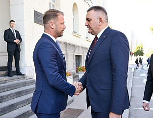 МИНИЋ ПРЕДЛОЖИО ДА ТВ ДУЕЛ БУДЕ У КУЋИ МИЛАНОВИЋА