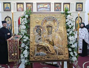 ИКОНА ПРЕСВЕТЕ БОГОРОДИЦЕ ТРОЈЕРУЧИЦЕ У ШИПОВУ