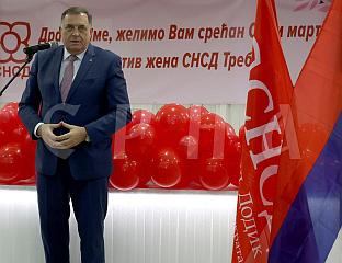 ДОДИК: ЖЕНЕ СНСД-а ЈЕДАН ОД НАЈЧВРШЋИХ СТУБОВА СТРАНКЕ