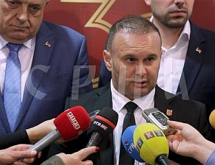 ЋОСИЋ: СТУДЕНТИ НЕ ЗАБОРАВЉАЈУ КАКО ЈЕ СТВАРАНА СРПСКА