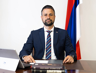 ЧЕСТИТКЕ САВИ МИНИЋУ ЗА НАСТАВАК РАДА НА ЧЕЛУ ВЛАДЕ РЕПУБЛИКЕ СРПСКЕ