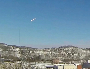 АСТЕРОИД ДУГ ДВА МЕТРА ПРИМИЈЕЋЕН НА СЈЕВЕРОИСТОКУ АМЕРИКЕ И КАНАДЕ