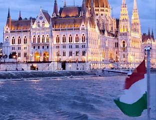 ОРБАН: ЕВРОПА ПОСТЕПЕНО МИЈЕЊА СТАВ О МИГРАЦИЈАМА