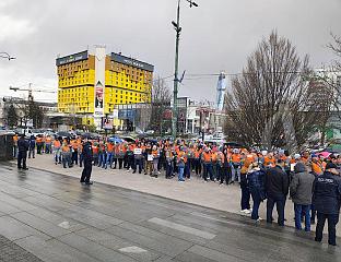РАДНИЦИ НОВЕ ЖЕЉЕЗАРЕ ИЗ ЗЕНИЦЕ ТРАЖЕ УВОЂЕЊЕ ПРИВРЕМЕНИХ МЈЕРА НА УВОЗ ЧЕЛИКА