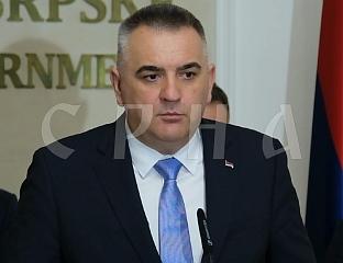 МИНИЋ: РАЗУМИЈЕМ ПРОБЛЕМЕ ПРЕВОЗНИКА, АЛИ БЛОКАДЕ ГРАНИЦЕ НЕМА