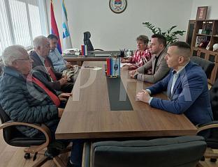 ПРЕД ВАСКРС ЈЕДНОКРАТНА ПОМОЋ НАЈУГРОЖЕНИЈИМ ПЕНЗИОНЕРИМА