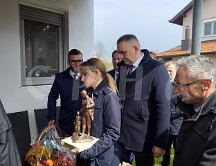 MINIĆ, OSTOJIĆ AND ĐURĐEVIĆ-STAMENKOVSKI PRESENTED AN AWARD TO MILIJA ZEČEVIĆ