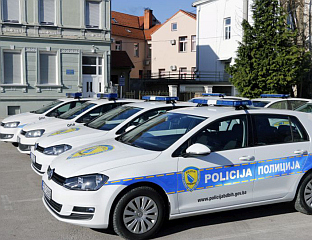 ПРЕКРШАЈНА КАЗНА ЗБОГ ПУЦЊАВЕ ИЗ ГАСНОГ ПИШТОЉА