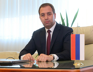 НАСТАВЉА СЕ УНАПРЕЂЕЊЕ МАТЕРИЈАЛНОГ ПОЛОЖАЈА ЗАПОСЛЕНИХ У ПРАВОСУЂУ