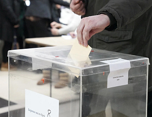 БИРАЛИШТА ОТВОРЕНА У ДЕСЕТ ЛОКАЛНИХ ЗАЈЕДНИЦА