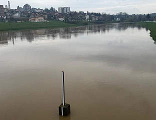 УКРИНА У ОПАДАЊУ, НА СНАЗИ И ДАЉЕ РЕДОВНЕ МЈЕРЕ ОДБРАНЕ ОД ПОПЛАВА