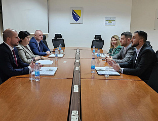 УНАПРЕЂЕЊЕМ САРАДЊЕ КА РЈЕШАВАЊУ ИНВЕСТИТОРСКИХ ИЗАЗОВА