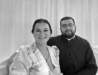 ДАН ЖАЛОСТИ ЗБОГ ПОГИБИЈЕ СВЕШТЕНИКА НЕНАДА МИТРИЋА И ЊЕГОВЕ СУПРУГЕ