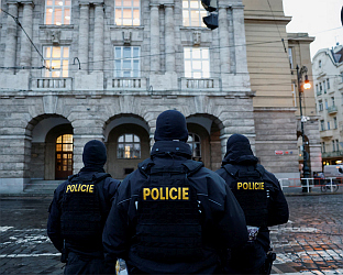 ПРИВЕДЕНО СЕДМОРО ЗБОГ ПРЕВАРЕ СА СУБВЕНЦИЈАМА ЕУ