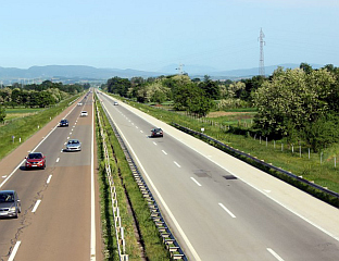 ПОВОЉНИ УСЛОВИ ЗА ВОЖЊУ, ЧЕКАЊА НА ПРЕЛАЗИМА НА ИЗЛАЗУ ПРЕМА ХРВАТСКОЈ