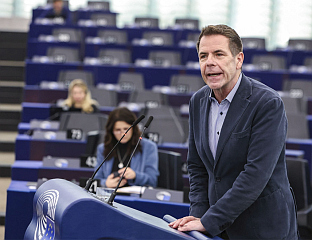 ВИЛИМСКИ: БРИСЕЛ ЖРТВУЈЕ СРБИЈУ ЗАРАД ТРЕЋИХ ЗЕМАЉА