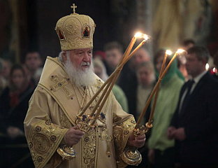 ПАТРИЈАРХ КИРИЛ: ВАСКРС ОТЈЕЛОВЉУЈЕ СКРИВЕНУ МОЋ НАДЕ