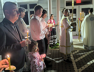 ГОГАНОВИЋ ПРИСУСТВИВАО ВАСКРШЊОЈ ЛИТУРГИЈИ У ЦРКВИ СВЕТОГ ЛУКЕ У ВАШИНГТОНУ