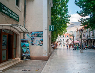 ТРЕБИЊЕ ТОКОМ ВАСКРСА ПРИВУКЛО БРОЈНЕ ТУРИСТЕ, ЧАК И ИЗ КИНЕ