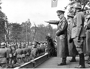 АДОЛФ ХИТЛЕР - КРЕАТОР НАЈВЕЋИХ МАСОВНИХ ЗЛОЧИНА